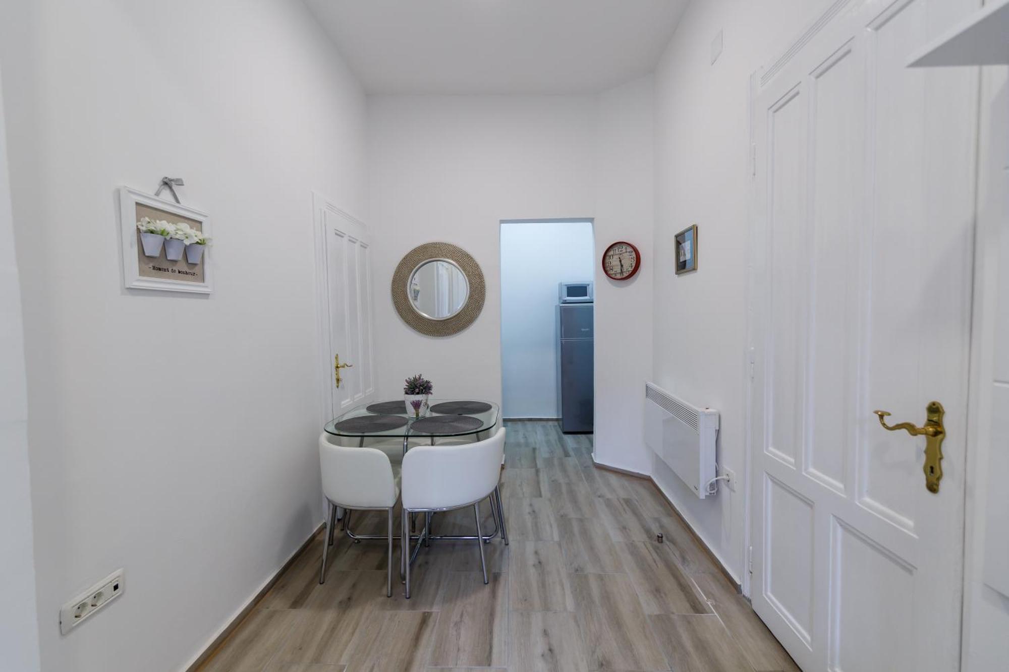 Apartman Royal Slavonski Brod Exterior foto