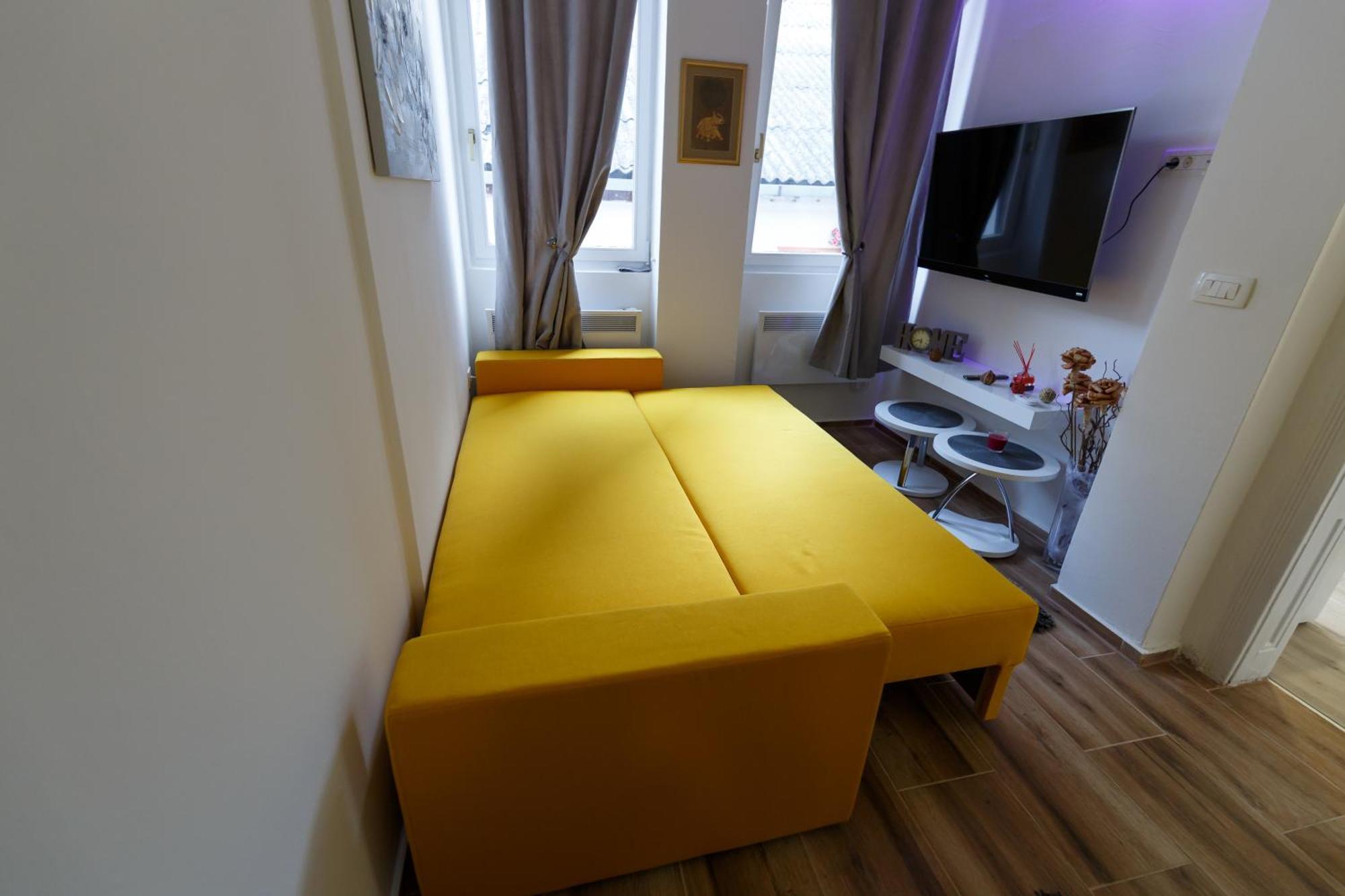 Apartman Royal Slavonski Brod Exterior foto